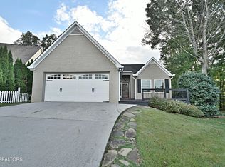 2121 Dana Ln, Knoxville, TN 37923