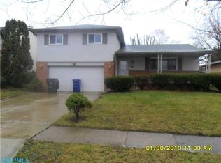 1671 Sugarmaple Dr, Columbus, OH 43229