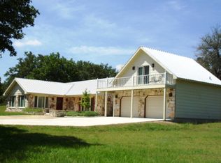 4216 N Fredericksburg Rd, Kerrville, TX 78028
