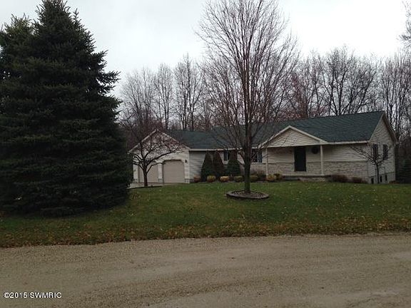3rd image of 11033 Heather Ln