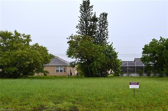 1st image of 1405 NW 7th Ave