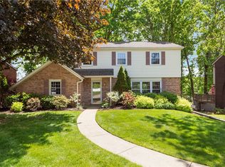 159 N Jamestown Rd, Coraopolis, PA 15108