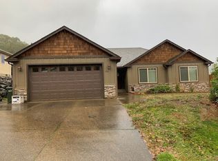 586 Oak Valley Loop, Winchester, OR 97495