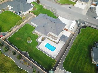 7004 Sandy Ridge Rd, Pasco, WA 99301