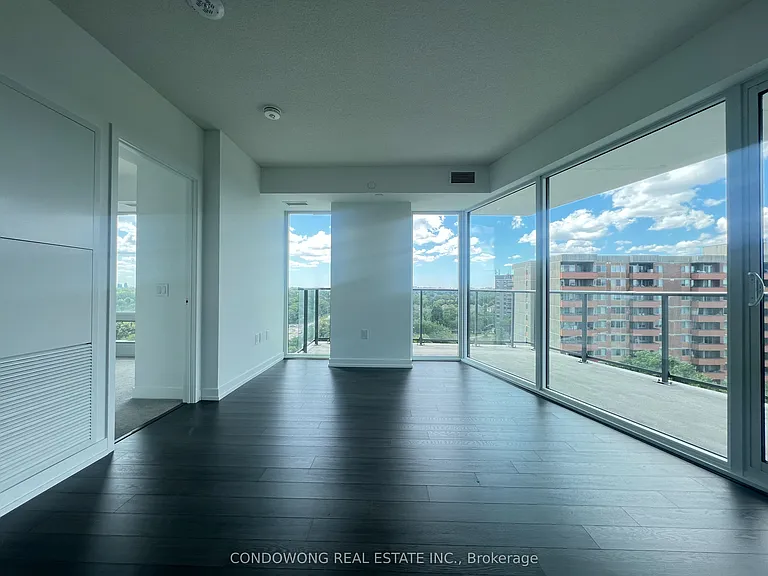 4010 Eglinton Ave W #1002 — Photo 3