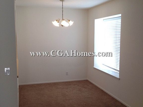 3rd image of 5226 Hemlock St APT 25