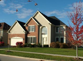 2578 Stonehenge Dr, Aurora, IL