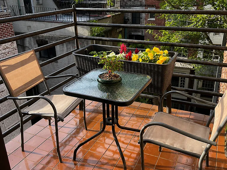 319 W 80th St #5B — Photo 3