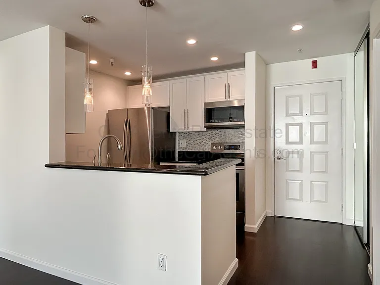 6400 Christie Ave #4219 — Photo 2
