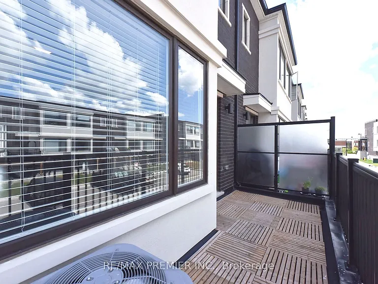 3922 Major Mackenzie Dr W — Photo 25