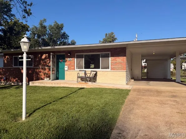 908 Buckley Rd, Saint Louis, MO 63125