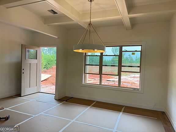 4th image of 823 Hopewell Rd