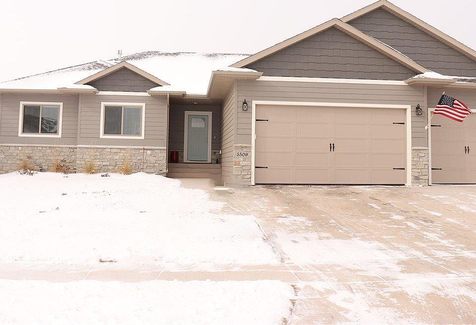 1st image of 5509 S Breezeway Ave