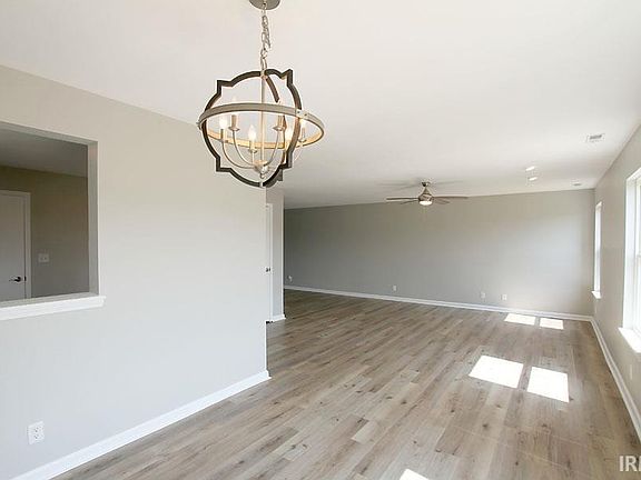 4th image of 1306 Sourgum Ln