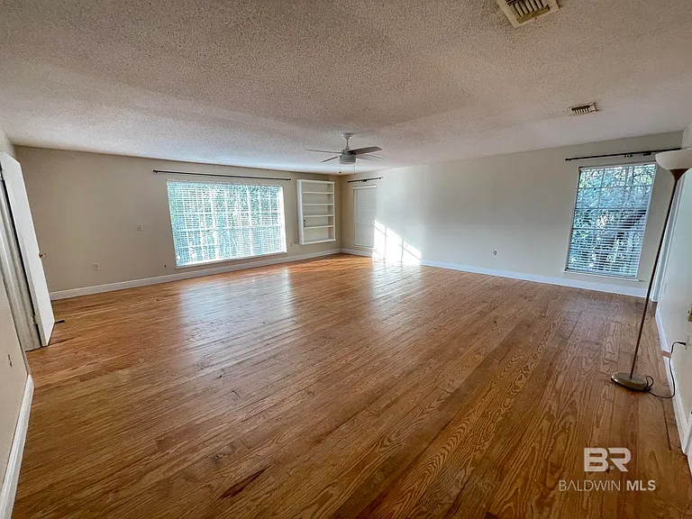 6621 Purvis Rd — Photo 37