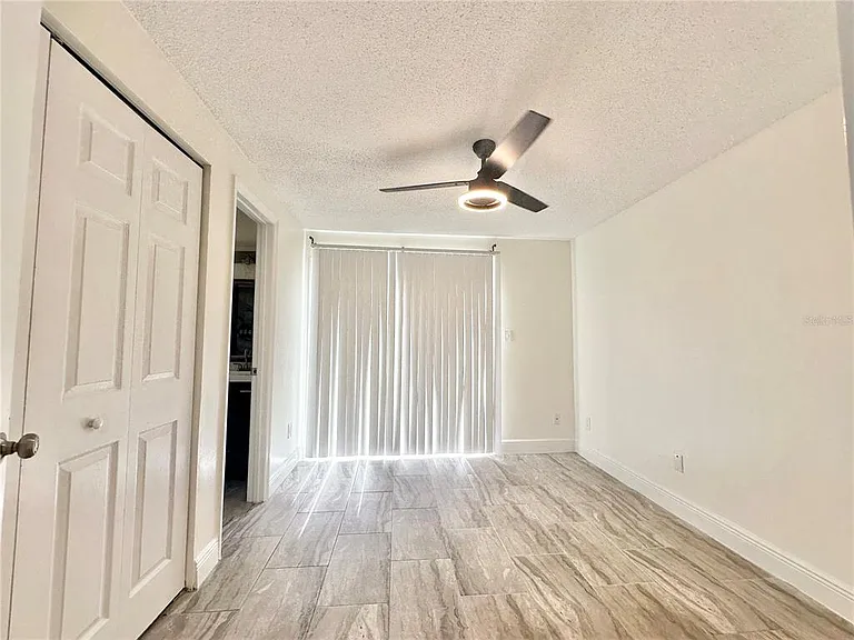 122 S Bulova Dr — Photo 26
