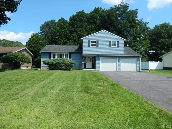 303 Merriwether Dr, Syracuse, NY 13219