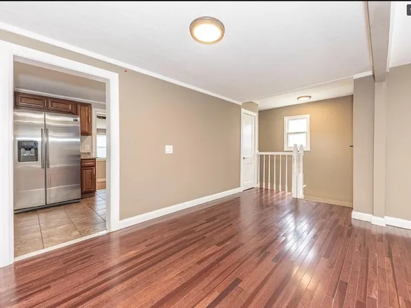 127 Devonshire St Room 2, Ypsilanti, MI 48198