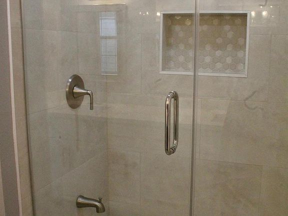 5th image of 13831 Northlake Dr