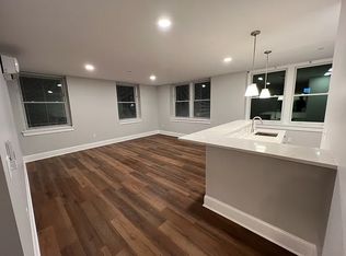 23 2nd St #4D, Troy, NY 12180