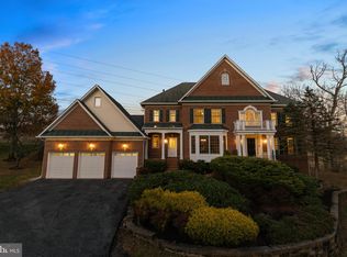 7931 Lakenheath Way, Potomac, MD 20854