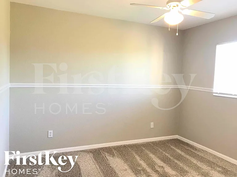 3807 25th St SW — Photo 17