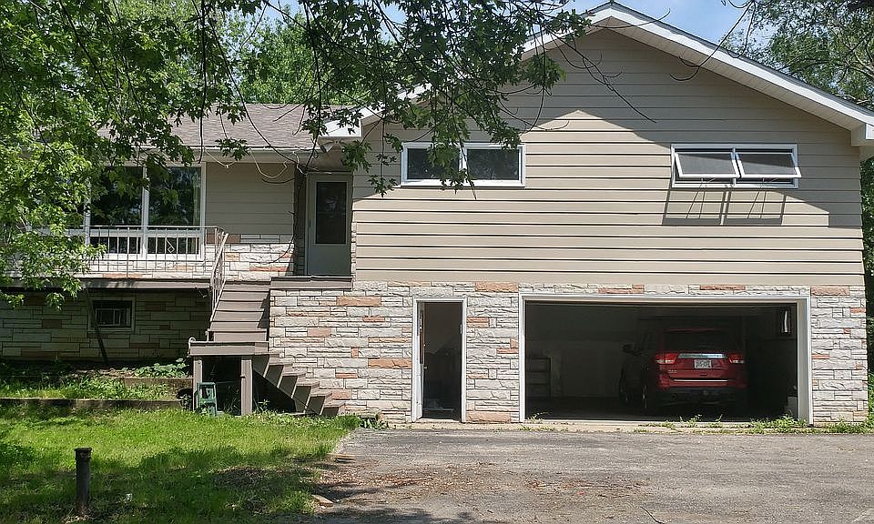 1st image of 42500 N Ash St