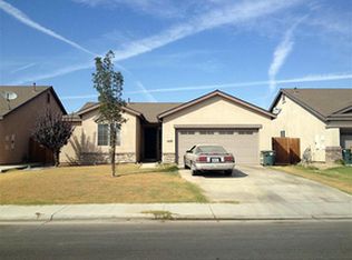 9206 Fragrant Cloud Dr, Bakersfield, CA 93311