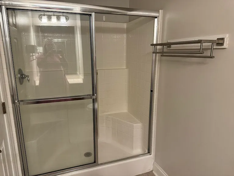 116 Venezia Ct — Photo 16