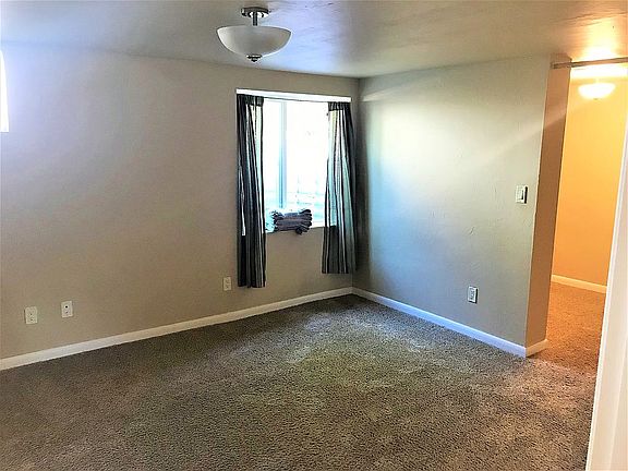 Downstairs bedroom 1