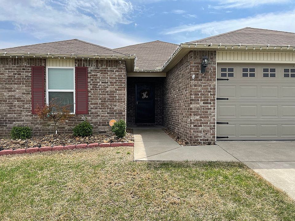 1st image of 1606 Yarrow Dr