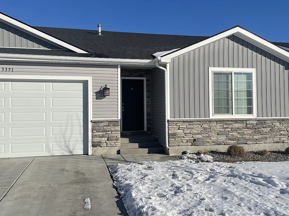 1st image of 3351 E Kathaway Ln