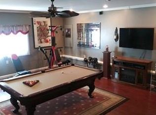 134 Regina Ave, Somerset, MA 02726