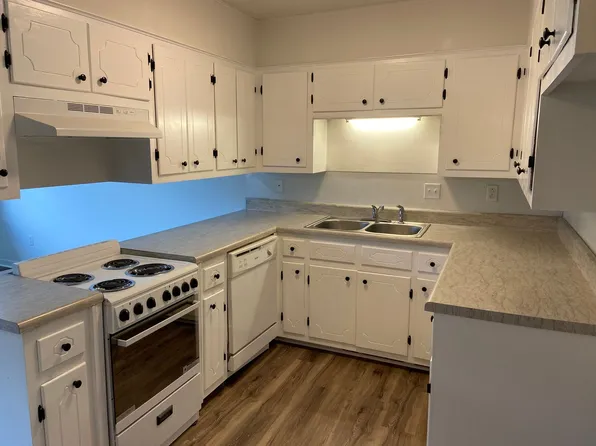 Cosby Apartments, 174 Vann Cir #E, Trussville, AL 35173