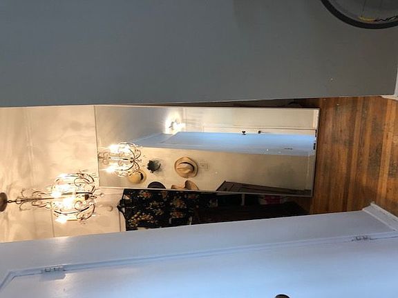4th image of 27 E 13th St APT 7N