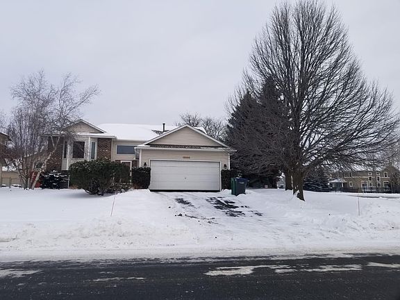 2nd image of 15986 Garrett Dr