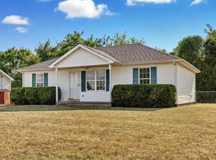 1002 Winesap Rd, Clarksville, TN 37040