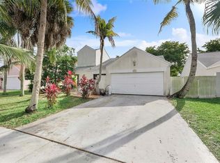 8363 Dynasty Dr, Boca Raton, FL 33433