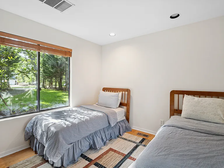 26 Woodland Way — Photo 16