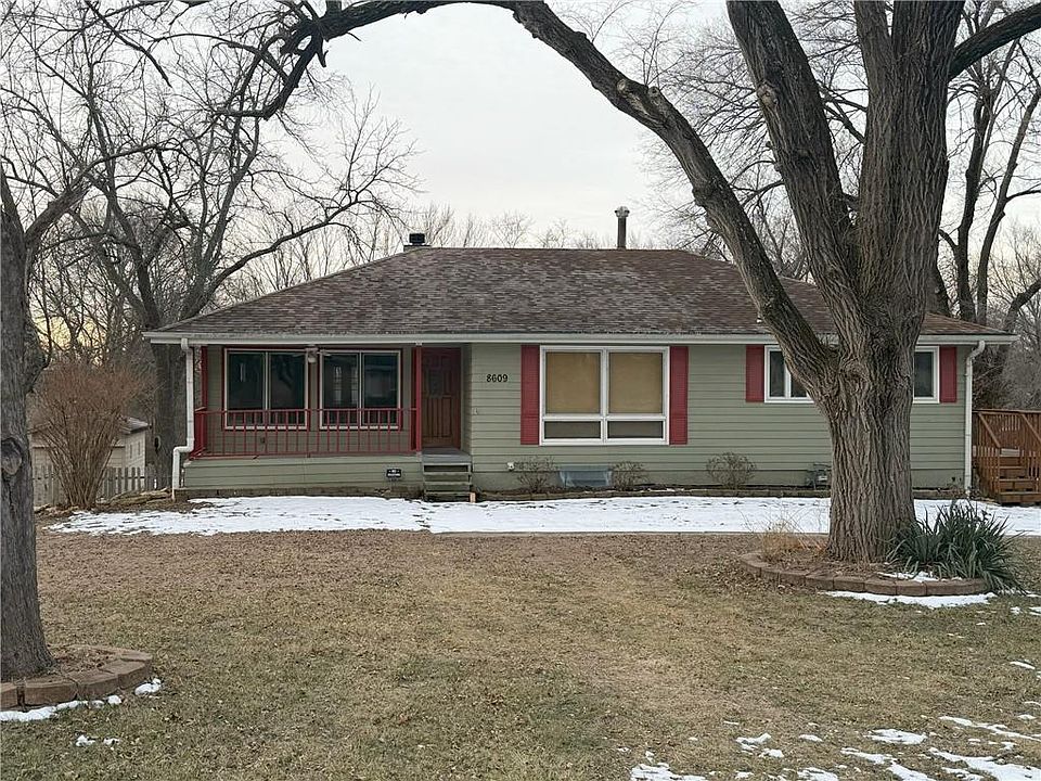 8609 E 116th St, Kansas City, MO 64134 | Zillow