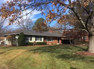 1105 Garst St, Cabool, MO 65689