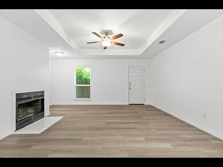 7517 Connie Ln — Photo 2