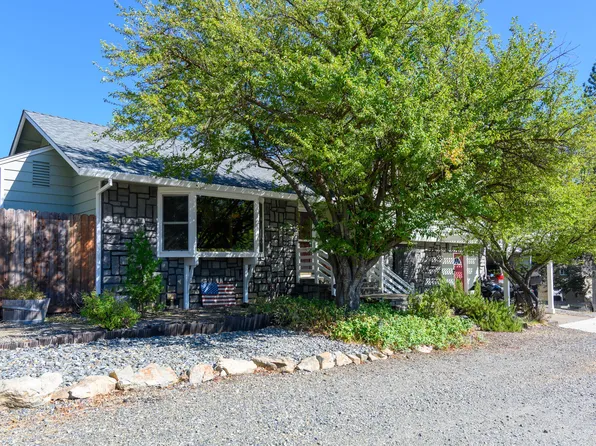 40 Manzanita Dr, Weaverville, CA 96093
