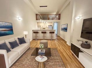 213 E 37th St #1E, New York, NY 10016