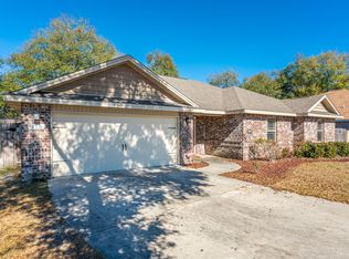 210 Eleases Xing, Crestview, FL 32536