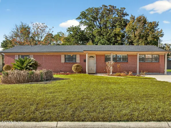 2137 BURGOYNE Drive, Jacksonville, FL 32208