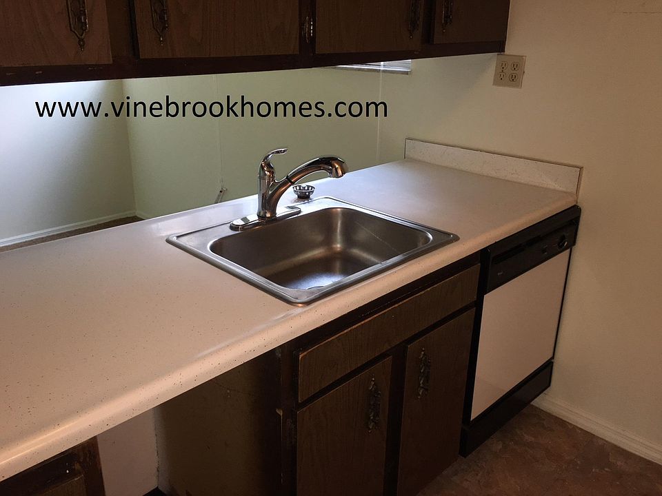 1st image of 7600 N Swan Lake Dr APT 1B