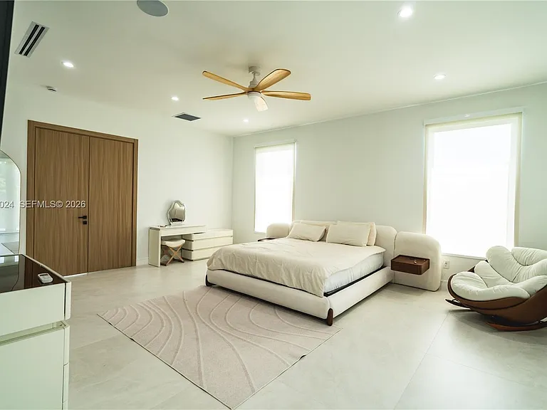 9330 SW 34th St — Photo 108