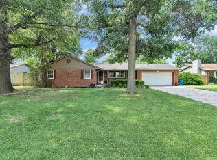 8923 W 11th St N, Wichita, KS 67212