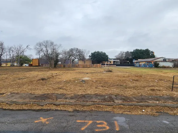 731 Sterling St, San Antonio, TX 78220